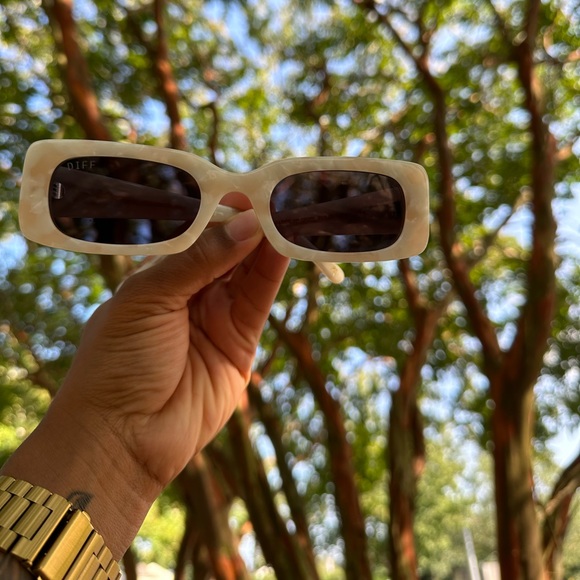 Diff Eyewear | Accessories | Lotus Locs By Diff X Lauren London | Poshmark